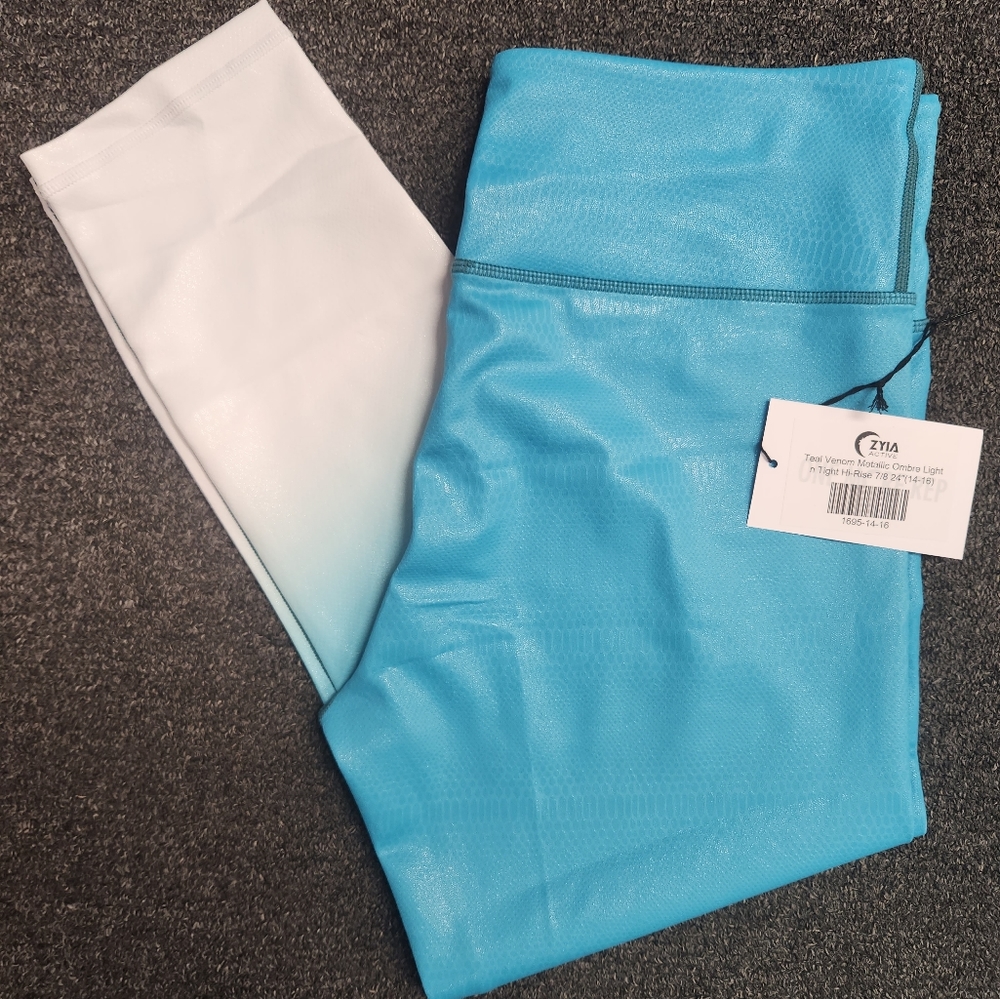 Zyia leggings
